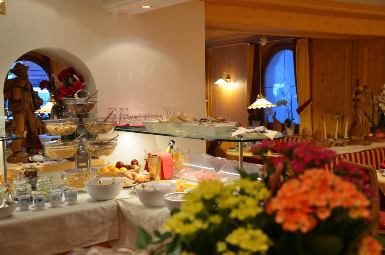 Garni Franca B&B เซลวาดีวัลการ์เดนา ภายนอก รูปภาพ